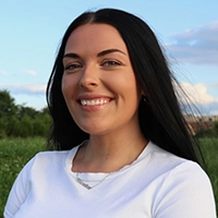 <b>Mikayla Easley</b>&nbsp;<br>Reporter&nbsp;<br><em>Defense</em>Scoop